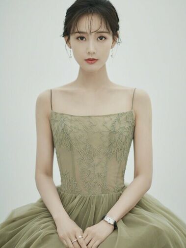 Li Yitong (李一桐)